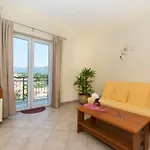 Apartments Dadic